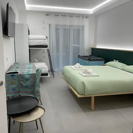 Proche Du Vatican Bed & Breakfast