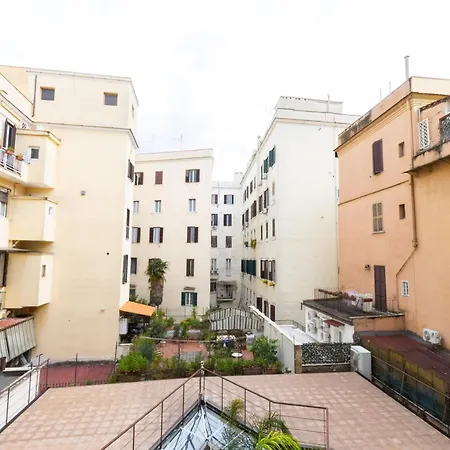 Vespasiano 49 Appartamento Roma
