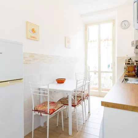 Apartman Vespasiano 49 *