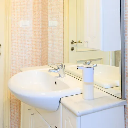 Vespasiano 49 Apartman *