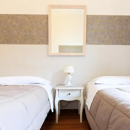 Apartman Vespasiano 49 *