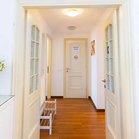 Apartman Vespasiano 49 *