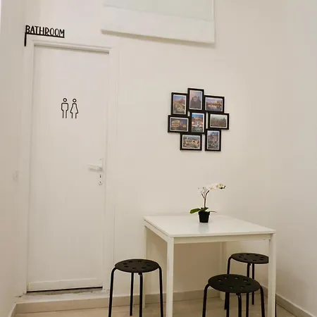 Trastevere House-suite Elegante Nel Centro Storico Rome