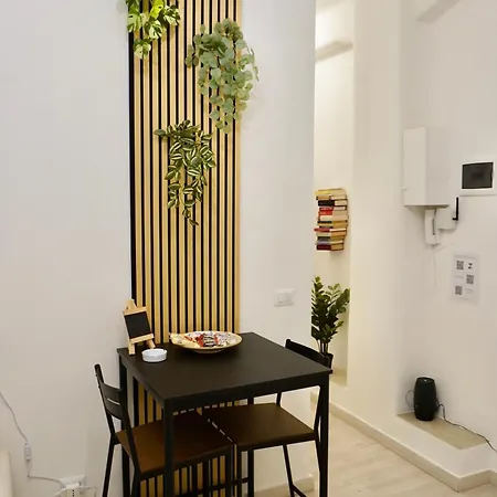 Trastevere House-suite Elegante Nel Centro Storico