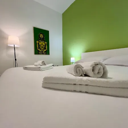 Trastevere House-suite Elegante Nel Centro Storico Apartmán