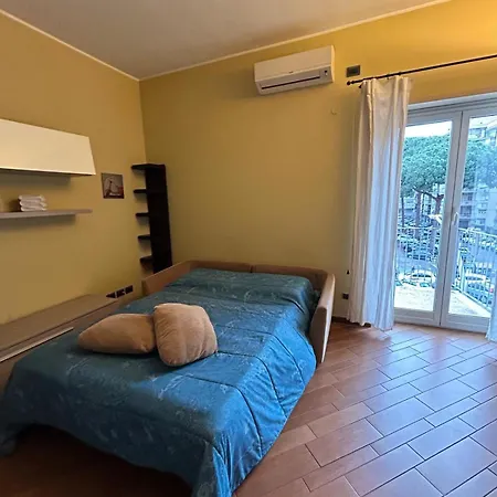 Apartment Metro A *