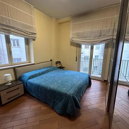 Metro A Apartment *