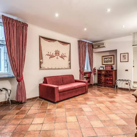 Cozy Flat In Trevi Fountain