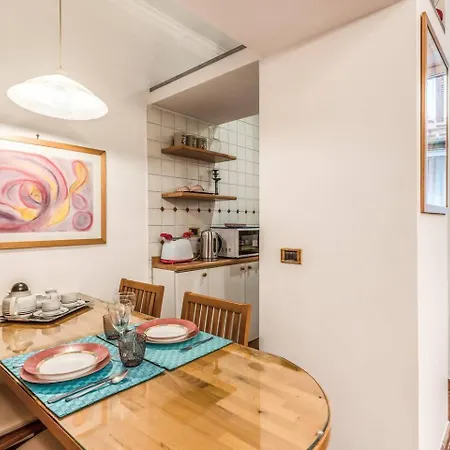 Cozy Flat In Trevi Fountain *