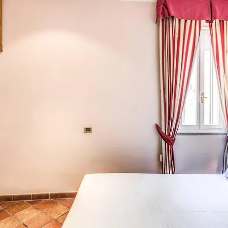 Cozy Flat In Trevi Fountain