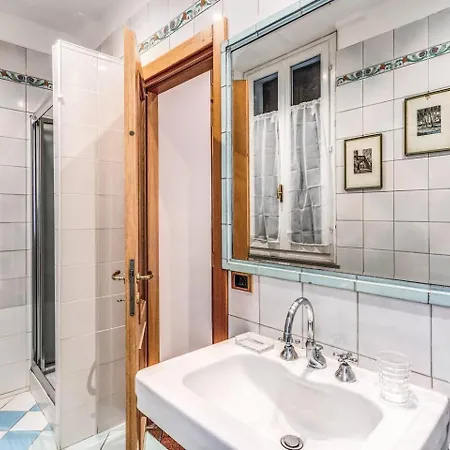 Cozy Flat In Trevi Fountain Apartment *
