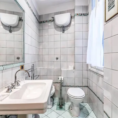 Cozy Flat In Trevi Fountain * Rome
