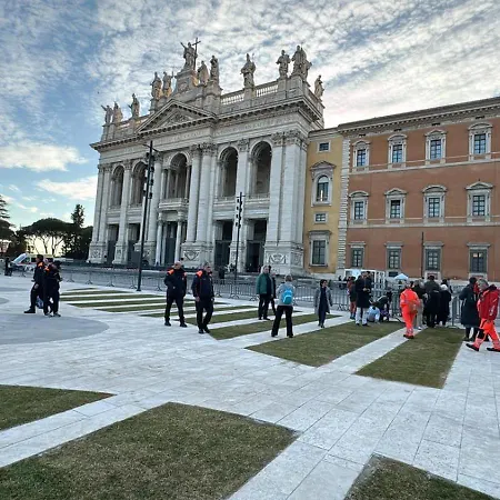 Cozy Saint John Appartamento Roma
