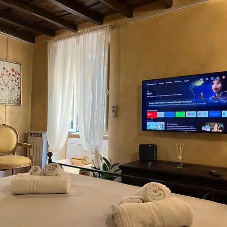 Italy Typicall Campo Di Fiori Apartment *