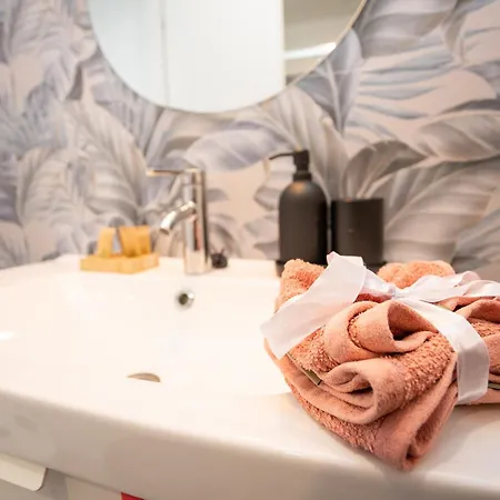 Apartment Da Cesare E Chloe Al Colosseo Rome
