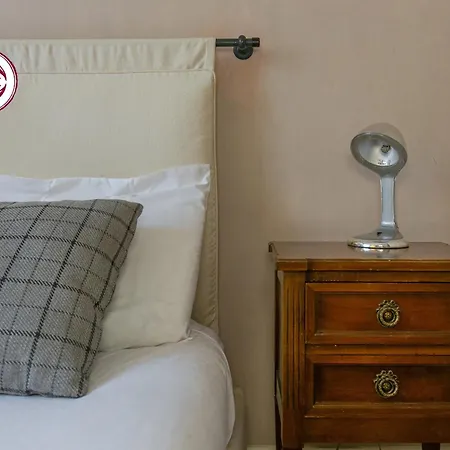 C M Piazza Cavour Elegant Flat Apartamento *