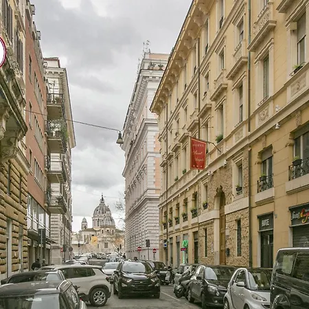 C M Piazza Cavour Elegant Flat Roma