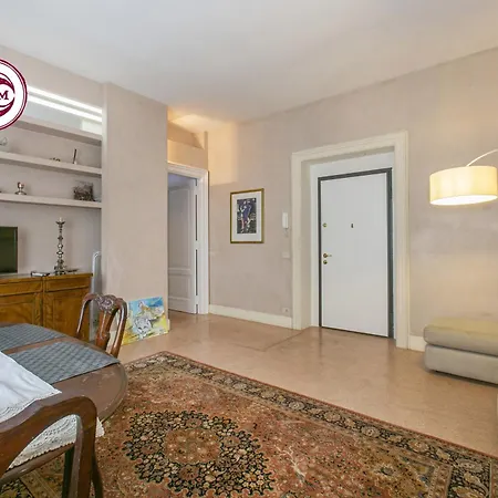 Apartamento C M Piazza Cavour Elegant Flat *