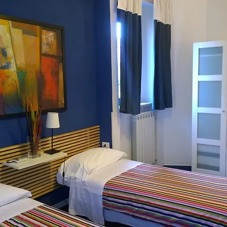 Almi Bed & Breakfast 3*