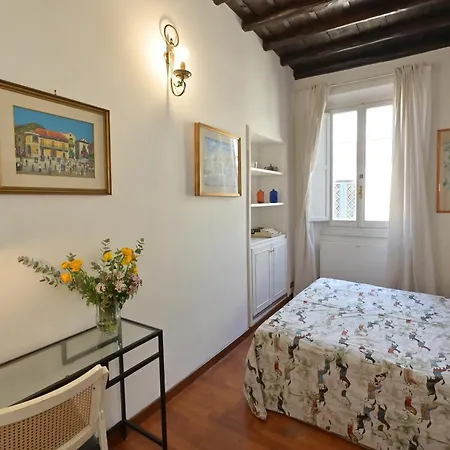 Appartamento Domus Greci Piazza Di Spagna Roma