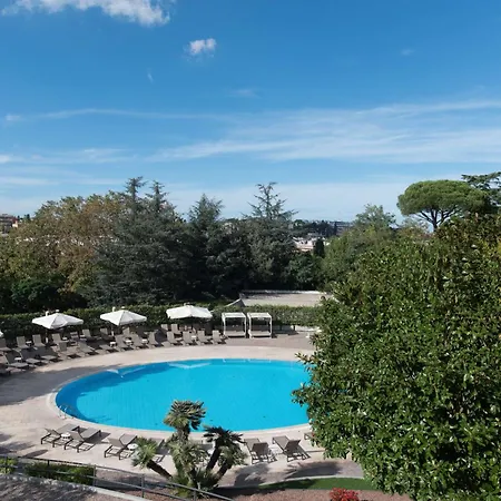 Nh Carpegna Hotell