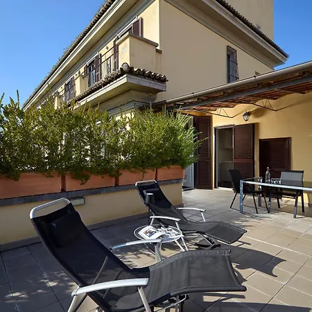 Trianon Borgo Pio Hotel 4*