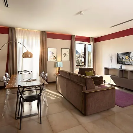 Trianon Borgo Pio Hotel 4*