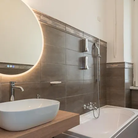 Guest house Nox 2*