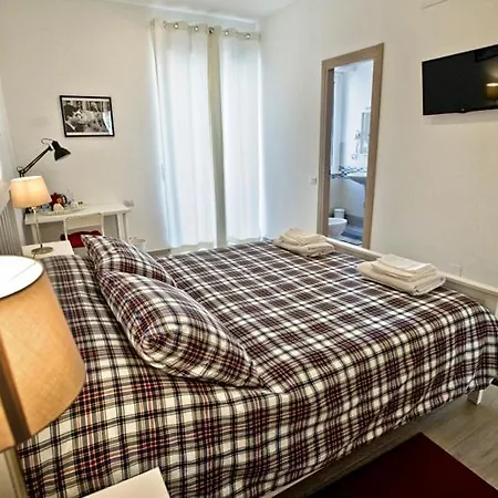 Bed and Breakfast Fellini Ρώμη