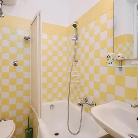 Penthouse 5 Minutes From The Vatican - 5 Bedrooms & 4 Bathrooms Apartment *