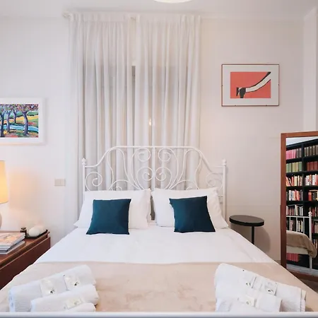 Penthouse 5 Minutes From The Vatican - 5 Bedrooms & 4 Bathrooms Apartment Rome
