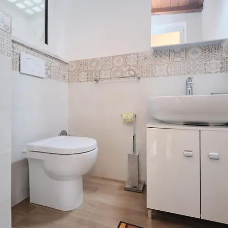 Penthouse 5 Minutes From The Vatican - 5 Bedrooms & 4 Bathrooms Rome