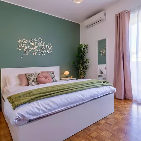 Giulia - Lovely Penthouse Near Vatican Museums * Rome