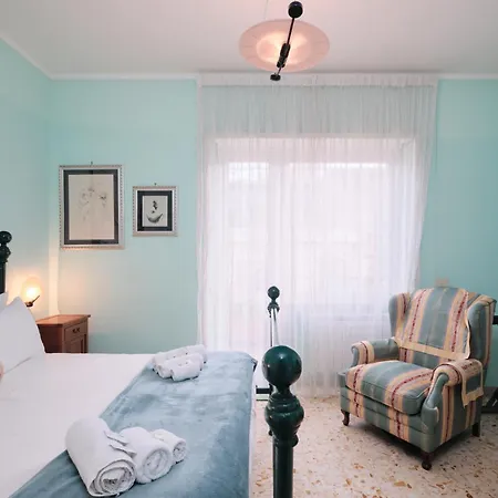 Penthouse 5 Minutes From The Vatican - 5 Bedrooms & 4 Bathrooms Rome