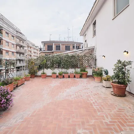 Penthouse 5 Minutes From The Vatican - 5 Bedrooms & 4 Bathrooms Apartment