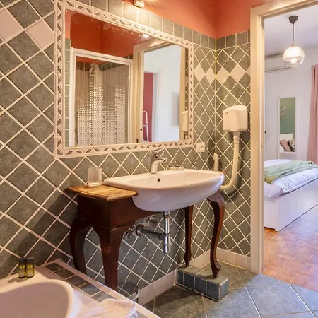 Apartment Giulia - Lovely Penthouse Near Vatican Museums *