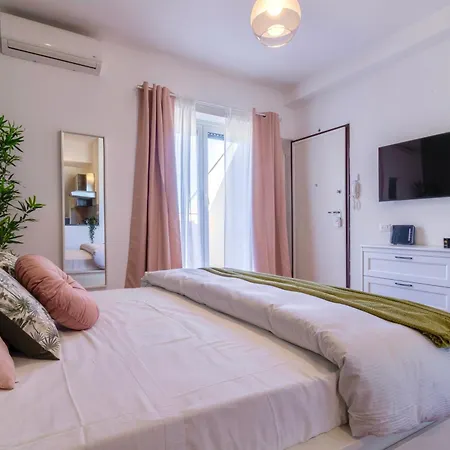 Giulia - Lovely Penthouse Near Vatican Museums * Rome