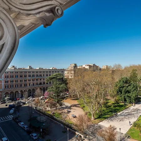 Vittorio Luxury Panoramic *