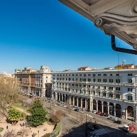 Vittorio Luxury Panoramic Apartment Rome