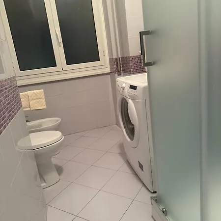 Apartment Alexander's Close To Metro A Rome
