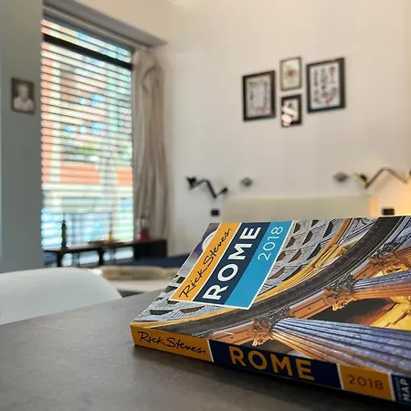 Apartment Loft Lumineux A Trastevere