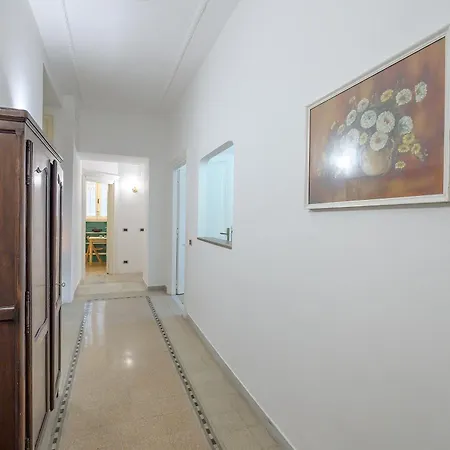 Apartment Salotto19 - Borghese Rome