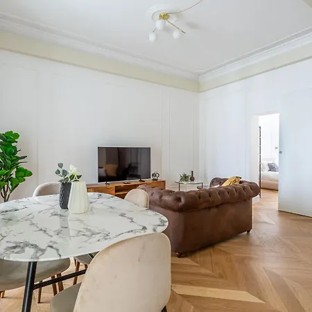 Iflat Stylish & Cozy In The Heart Of Monti