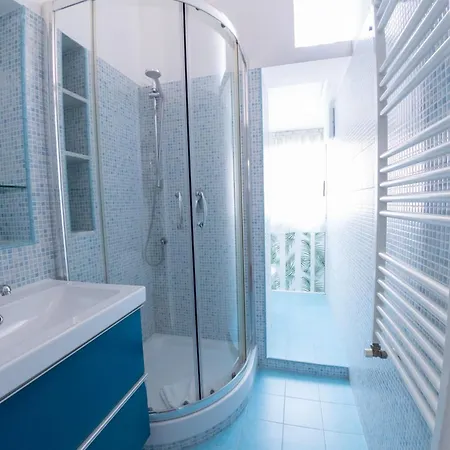 The Rent - Spacious Multi-room On Via Cavour *