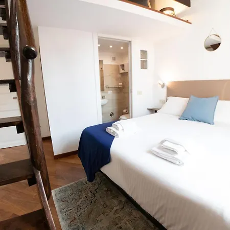The Rent - Spacious Multi-room On Via Cavour