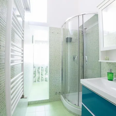 The Rent - Spacious Multi-room On Via Cavour