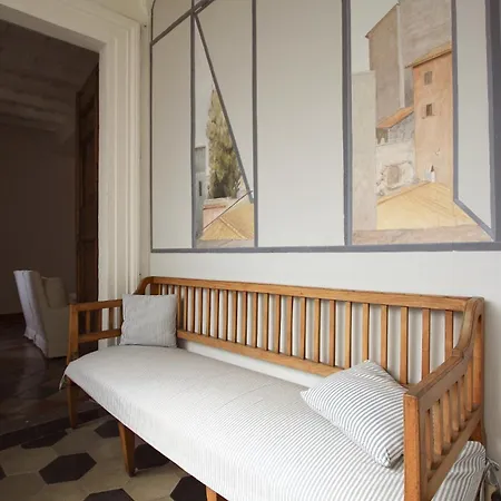 Navona Large 1br House Rome