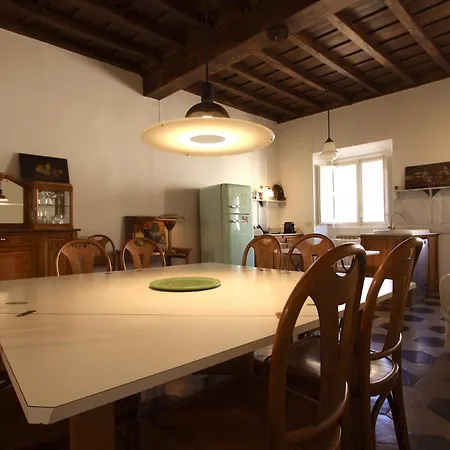 Navona Large 1br House *