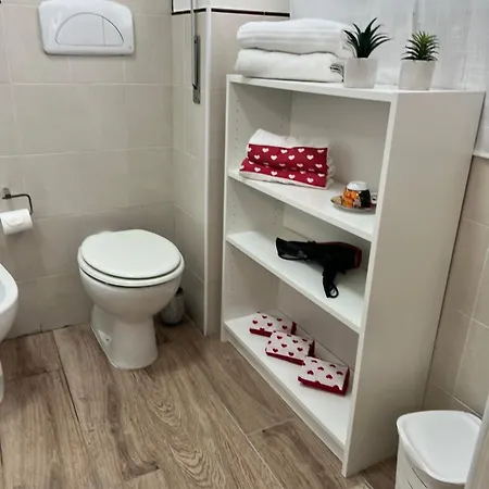 Esty Guest house