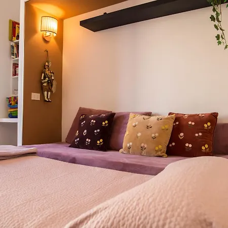 Sofia Apartment *